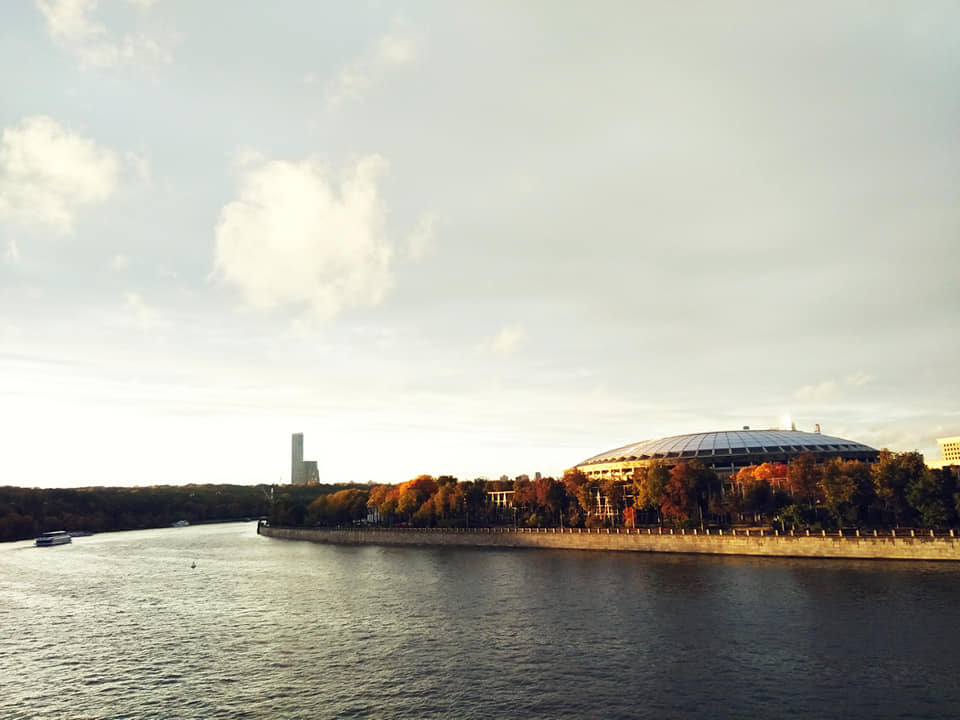 Thu vàng trên sông Moskva